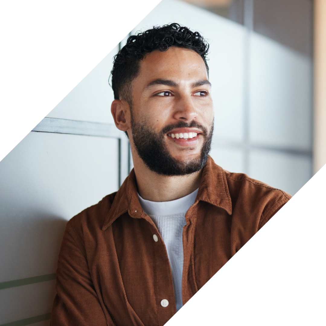 This image has an empty alt attribute, its filename is Scale-Ready-Brand-Shape-2.png