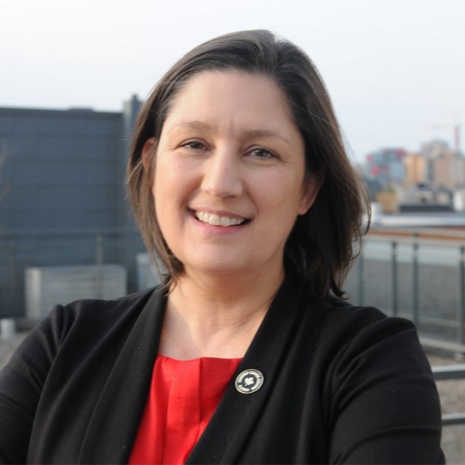 This image has an empty alt attribute, its filename is Suzanne-Grant-Square.png