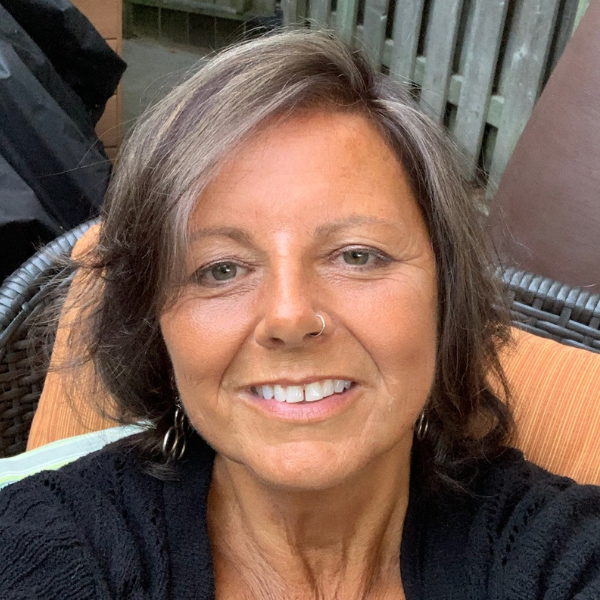 This image has an empty alt attribute, its filename is Rudy-Ruttimann.png